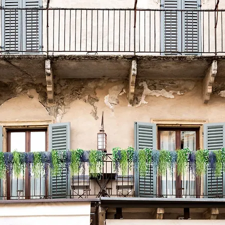 Apartment Luxury On Piazza Erbe *