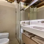 Apartment Luxury On Piazza Erbe